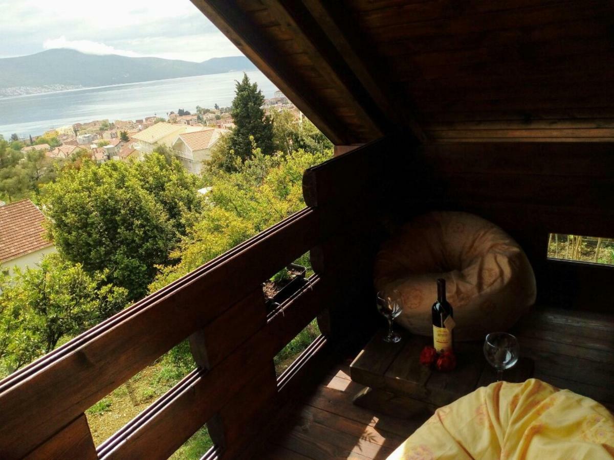 Villa Timber House Tivat Exterior foto